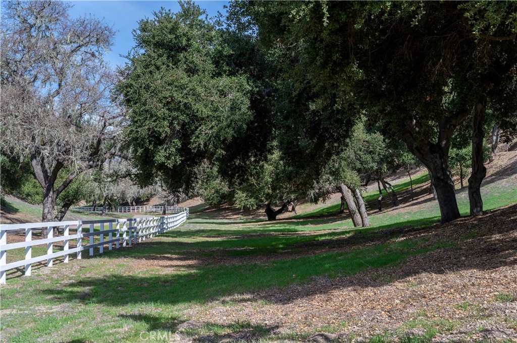 4086 E Oak Trail Road