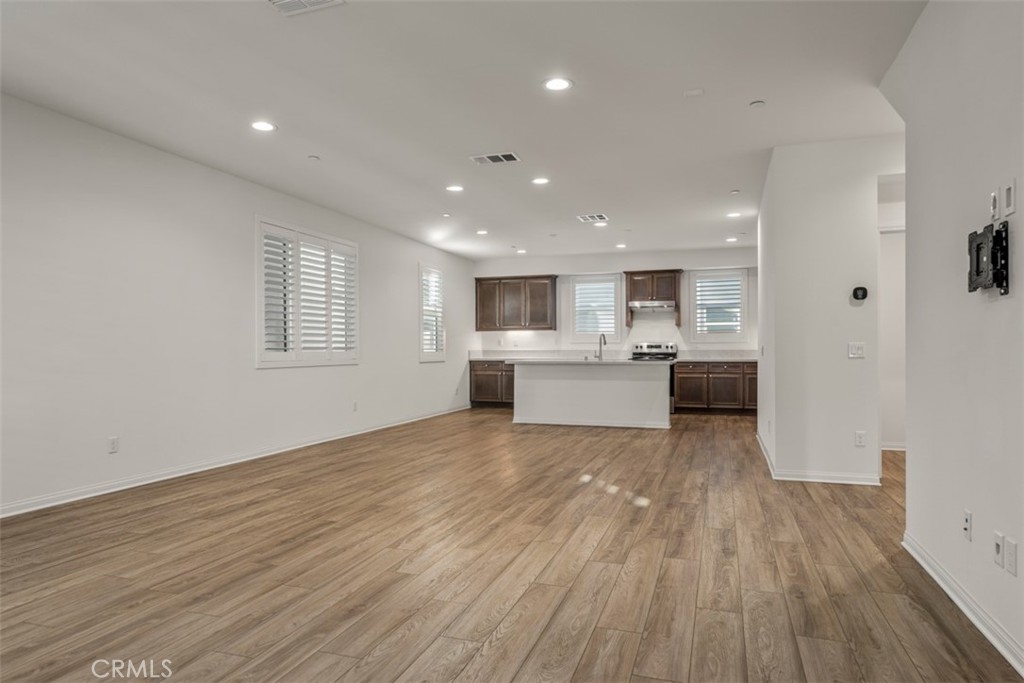 The Row Homes At Lacy Crossing - Residential