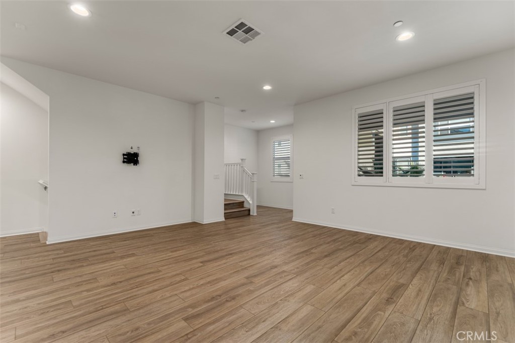 The Row Homes At Lacy Crossing - Residential