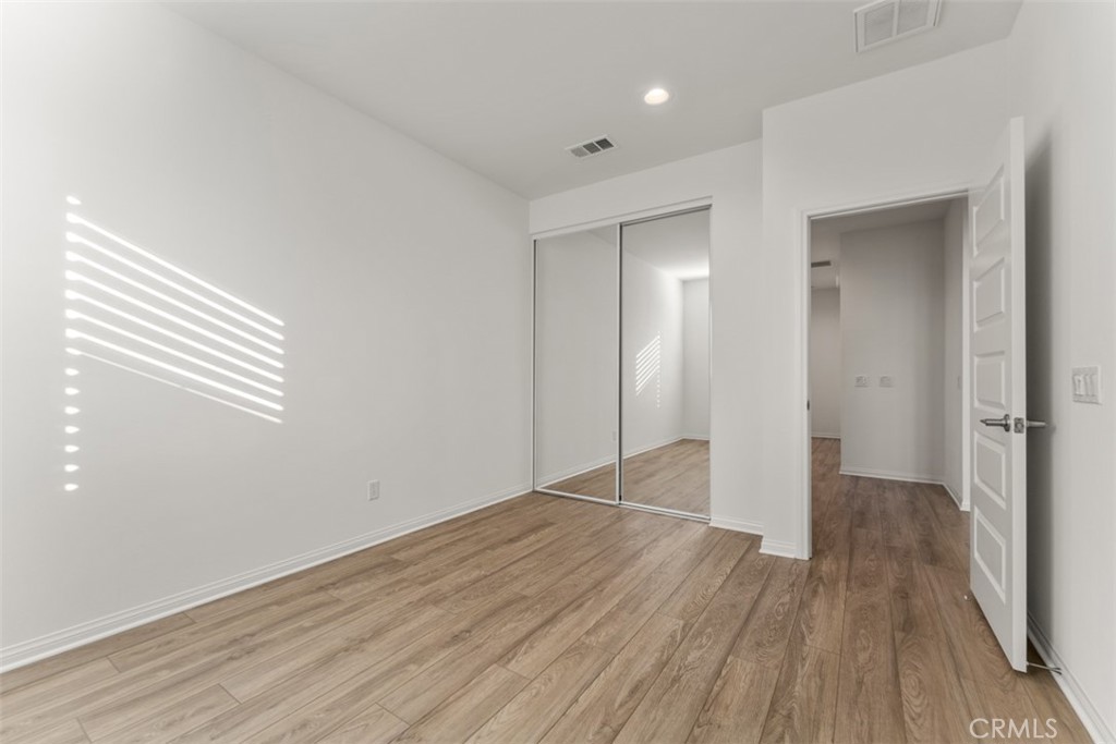 The Row Homes At Lacy Crossing - Residential
