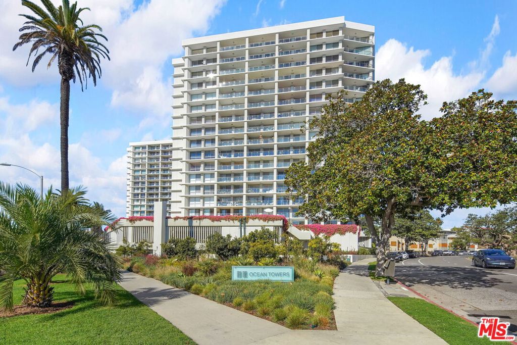 Photo of 201 Ocean Avenue #1105P, Santa Monica, CA 90402 (MLS # 26873419)