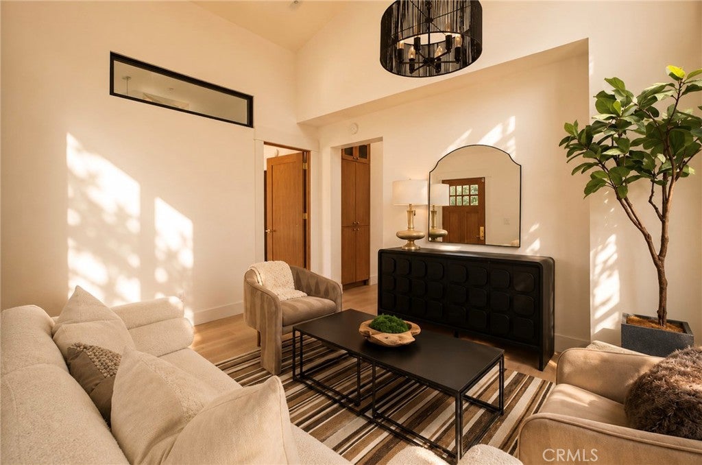 Photo of 636 Bay St, Santa Monica, CA 90405 (MLS # CV26167725)