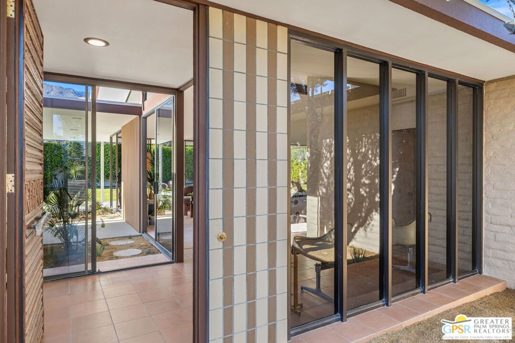 Movie Colony - Residential