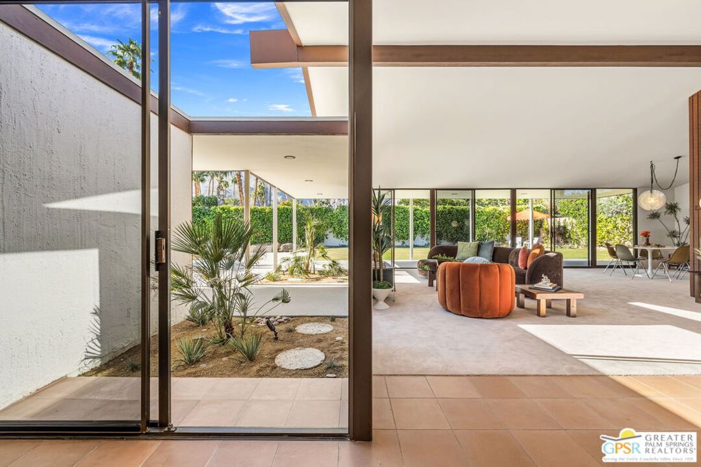 Movie Colony - Residential