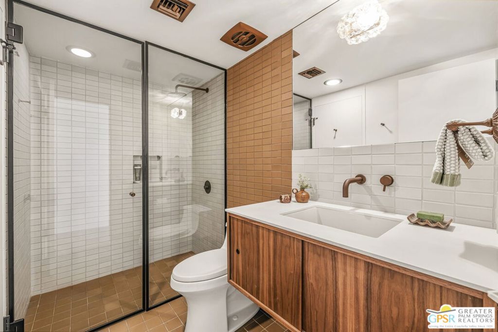 Movie Colony - Residential