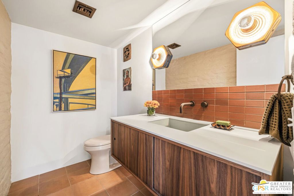 Movie Colony - Residential