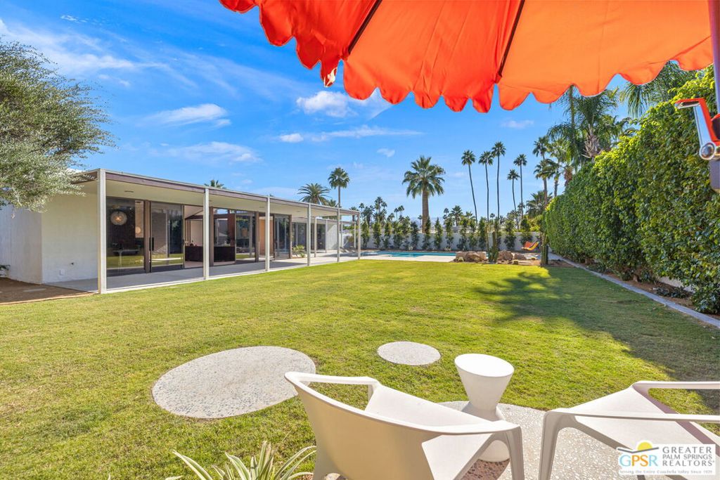 Movie Colony - Residential