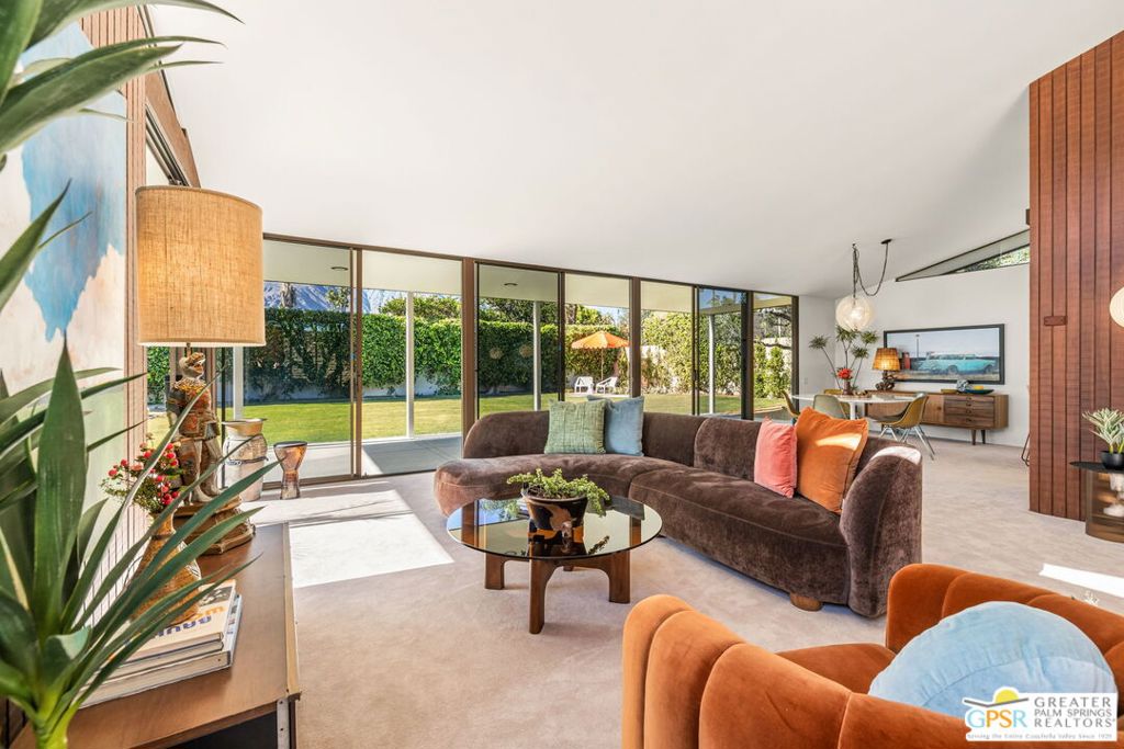 Movie Colony - Residential