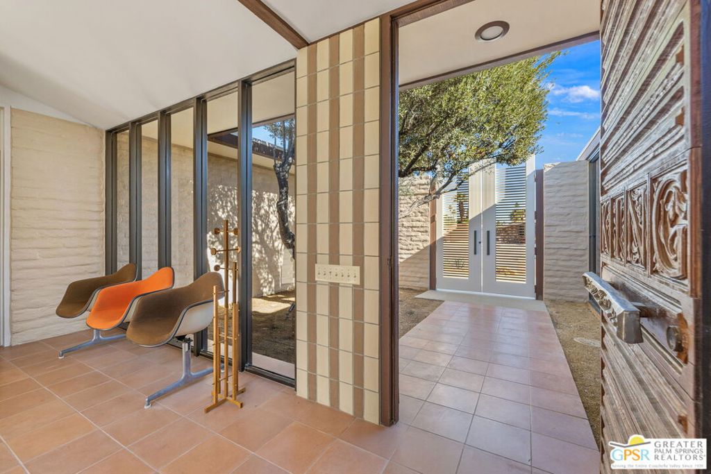 Movie Colony - Residential