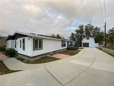 26480 steinhoff Avenue Hemet CA 92545