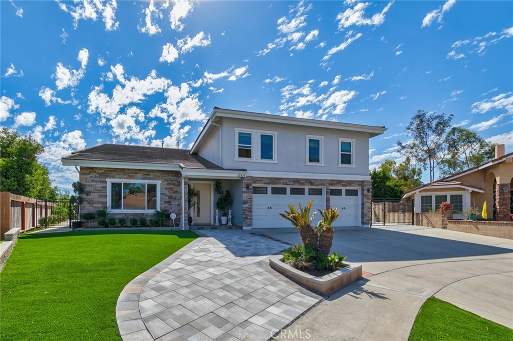 15816 La Pena Ave.