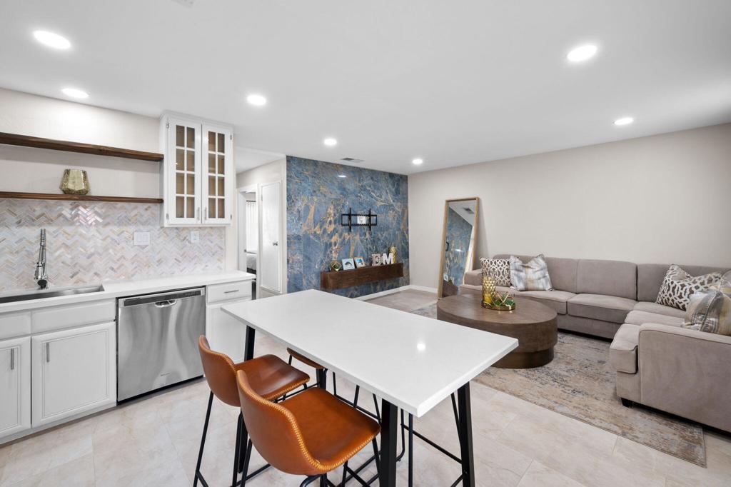 82567 Avenue 48 60
