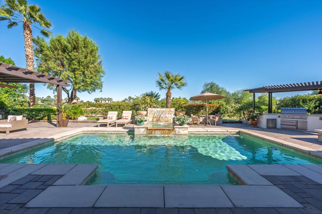 PGA Greg Norman - Residential