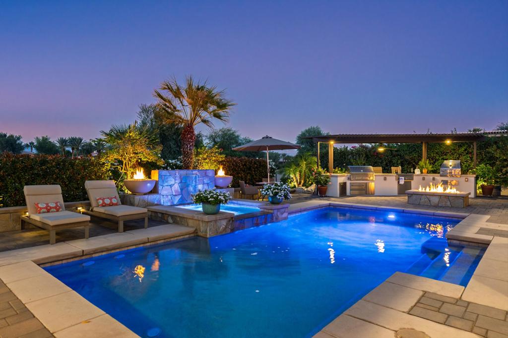 PGA Greg Norman - Residential