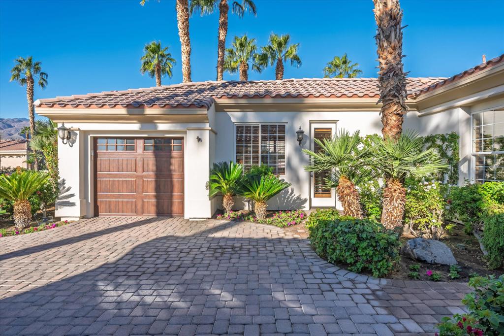 PGA Greg Norman - Residential