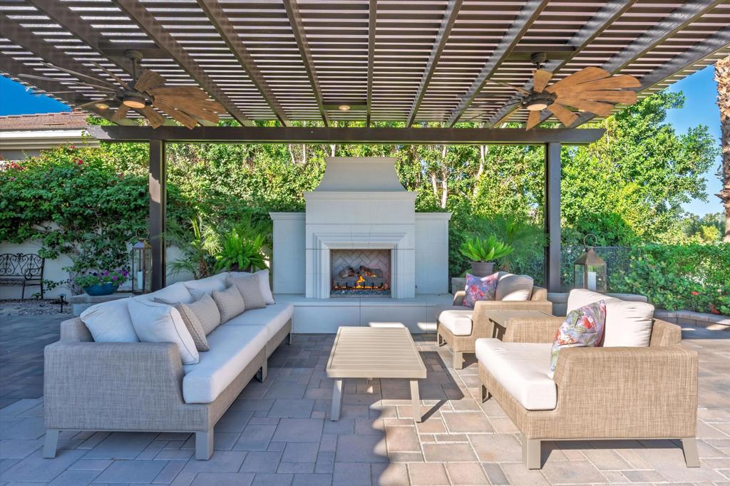PGA Greg Norman - Residential