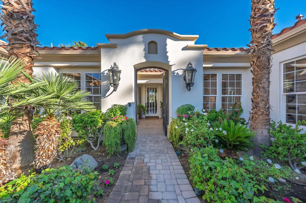 PGA Greg Norman - Residential