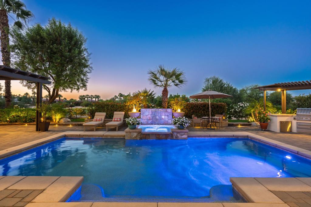 PGA Greg Norman - Residential