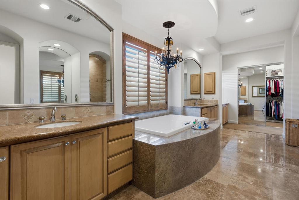 PGA Greg Norman - Residential