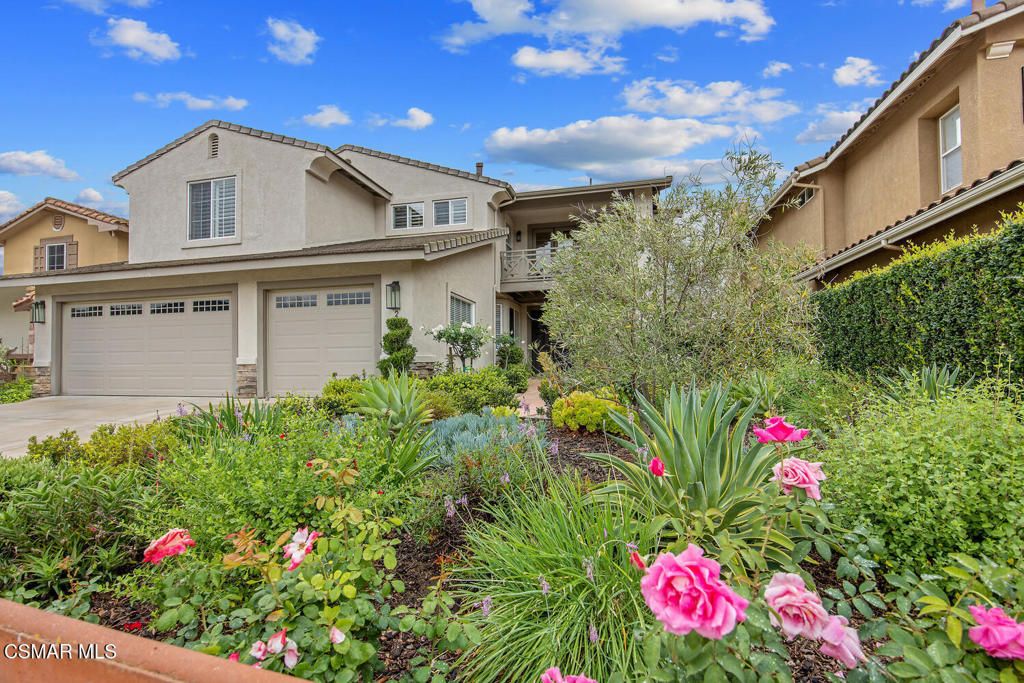 Photo of 2594 Oak Valley Lane, Thousand Oaks, CA 91362 (MLS # 226001595)