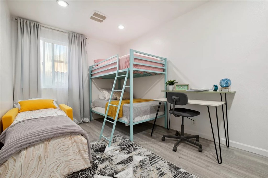 Flower Park - Residential Lease