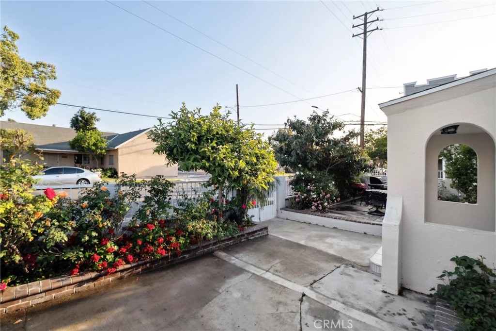 Flower Park - Residential Lease