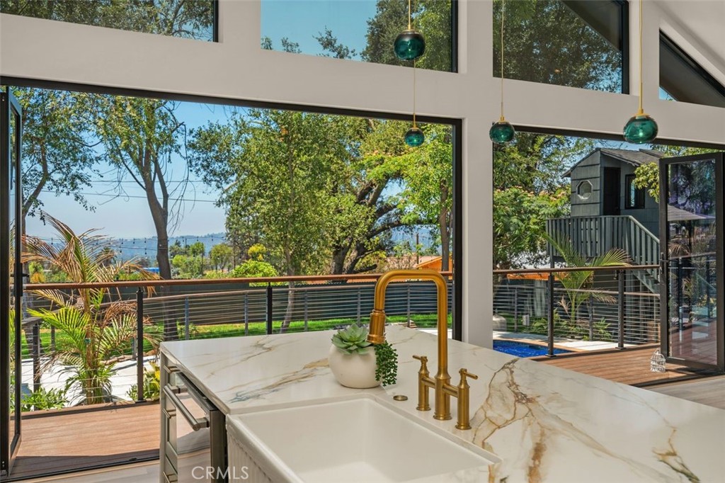 32 W Las Flores Drive