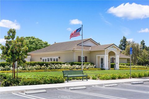 414 Silk Tree Irvine CA 92606