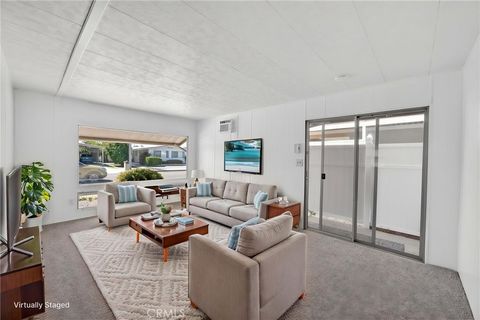 Tiny photo for 810 San Ramon Dr, Hemet, CA 92543 (MLS # SW26086284)