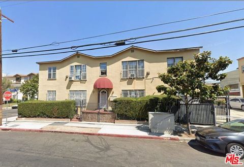 Photo of 3569 San Marino Street, Los Angeles, CA 90019 (MLS # 26669109)