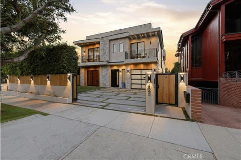 Photo of 425 N Alfred ST, Los Angeles, CA 90048 (MLS # SR26185323)