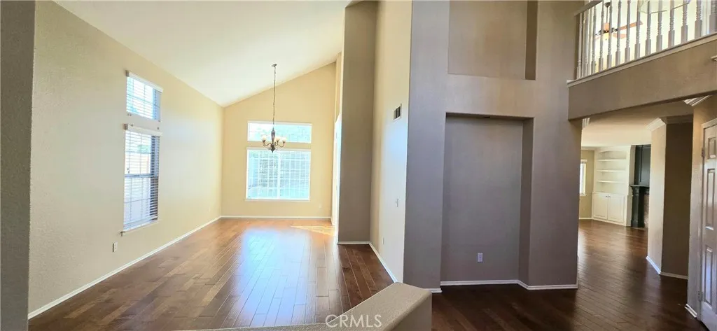 Temecula, California 92592, United States, 4 Bedrooms Bedrooms, ,3 BathroomsBathrooms,Residential,Active,196735