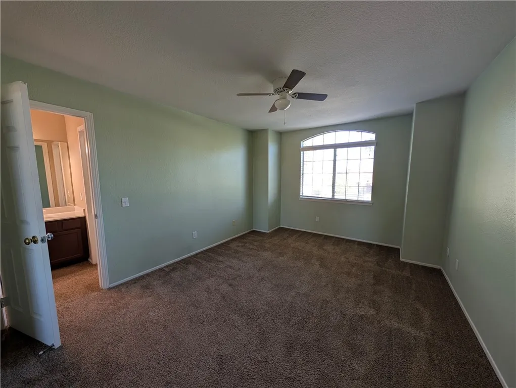 Temecula, California 92592, United States, 4 Bedrooms Bedrooms, ,3 BathroomsBathrooms,Residential,Active,196735