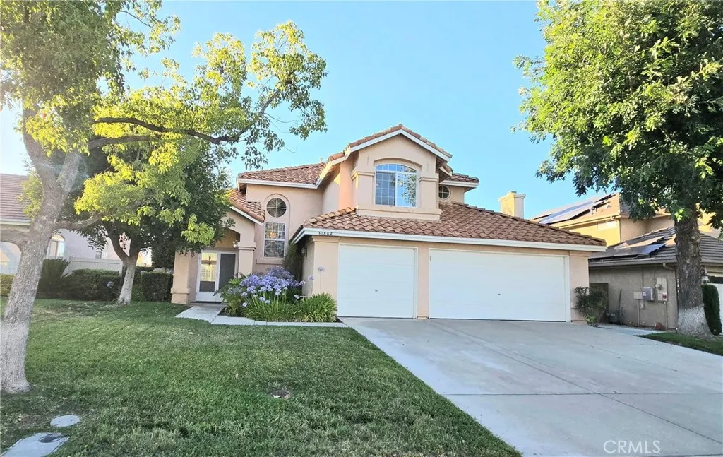 Temecula, California 92592, United States, 4 Bedrooms Bedrooms, ,3 BathroomsBathrooms,Residential,Active,196735