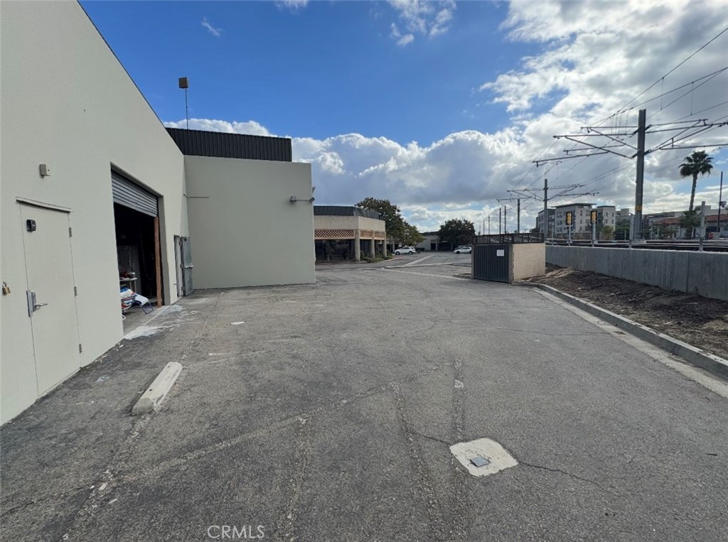 13902 Harbor Blvd