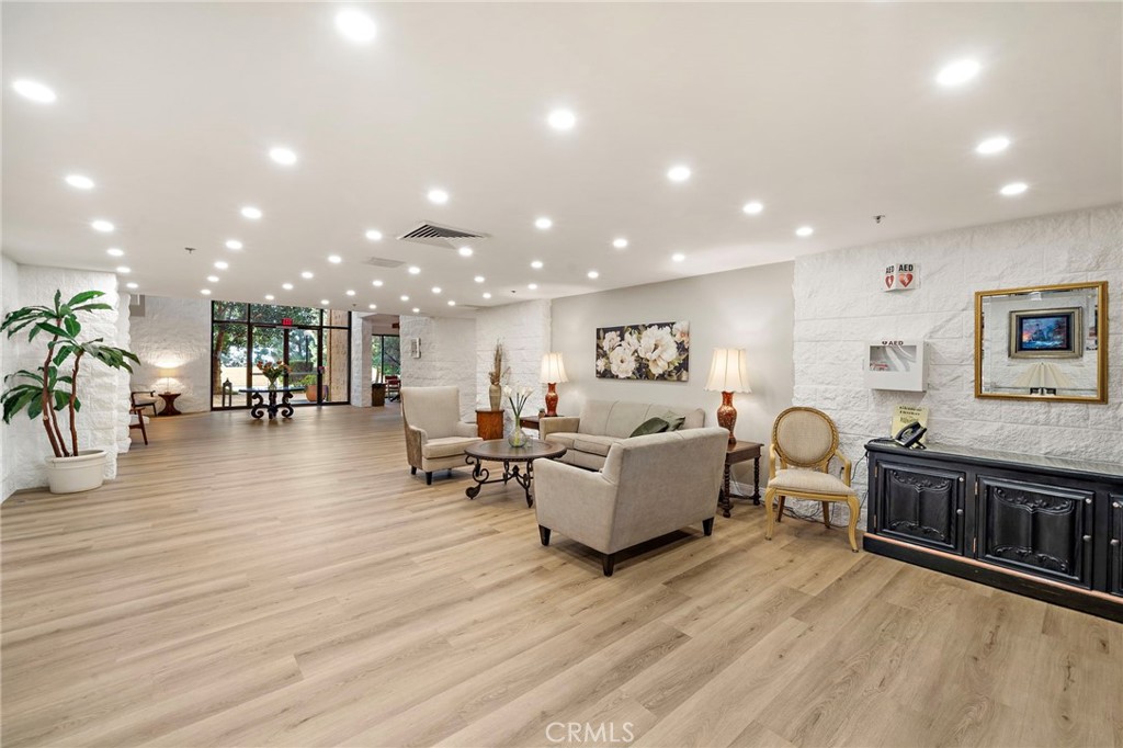 Leisure World (LW) - Residential