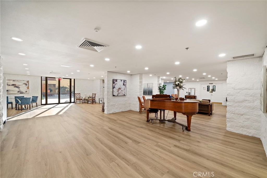 Leisure World (LW) - Residential