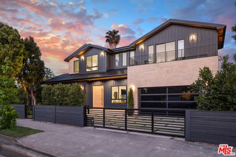 11956 Victoria Avenue Los Angeles CA 90066