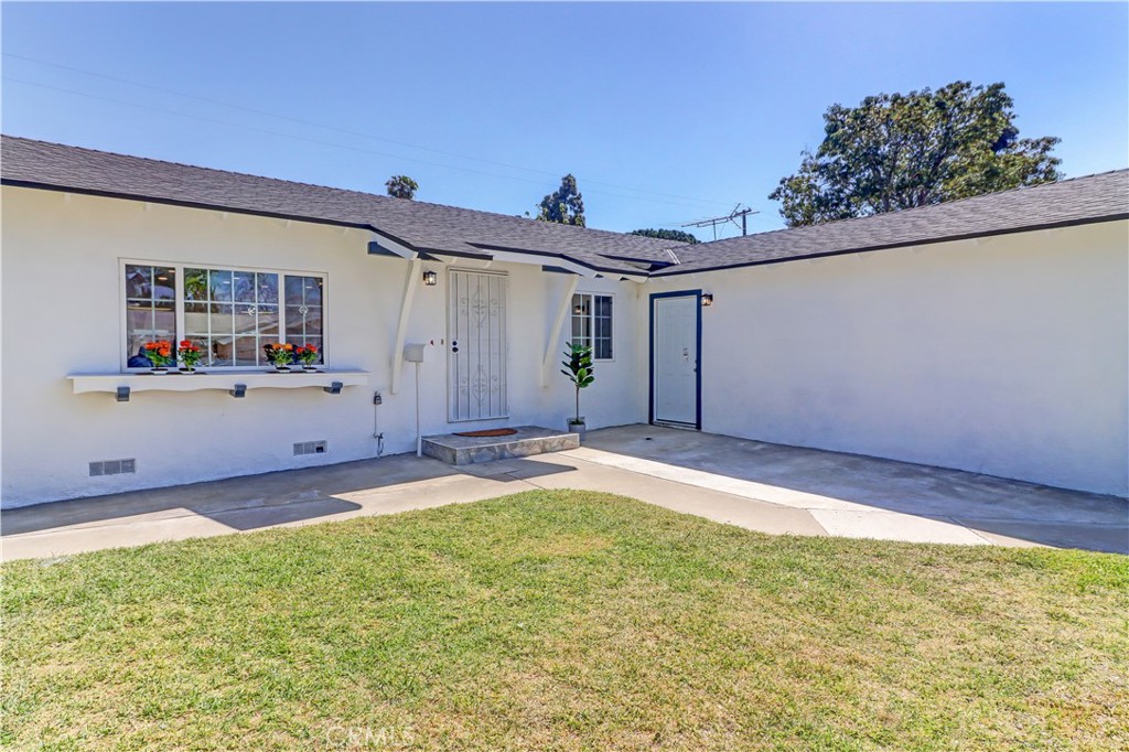 10612 Ketch Avenue