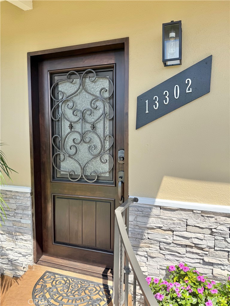 13302 Sandra Place