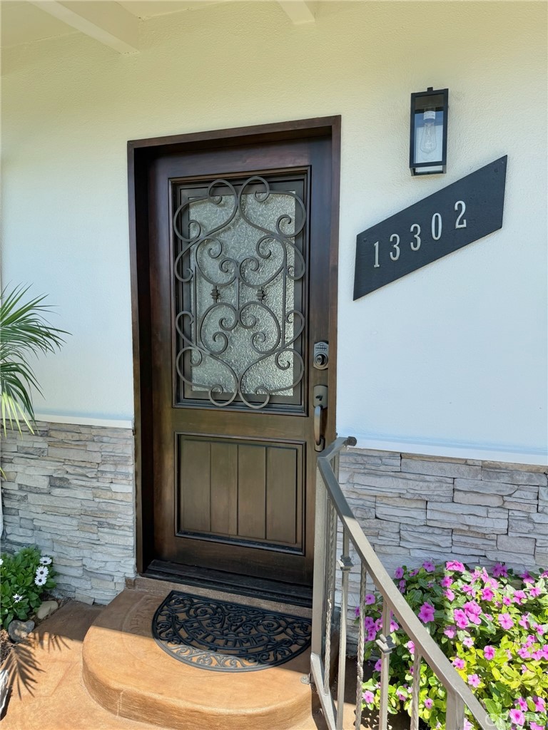 13302 Sandra Place