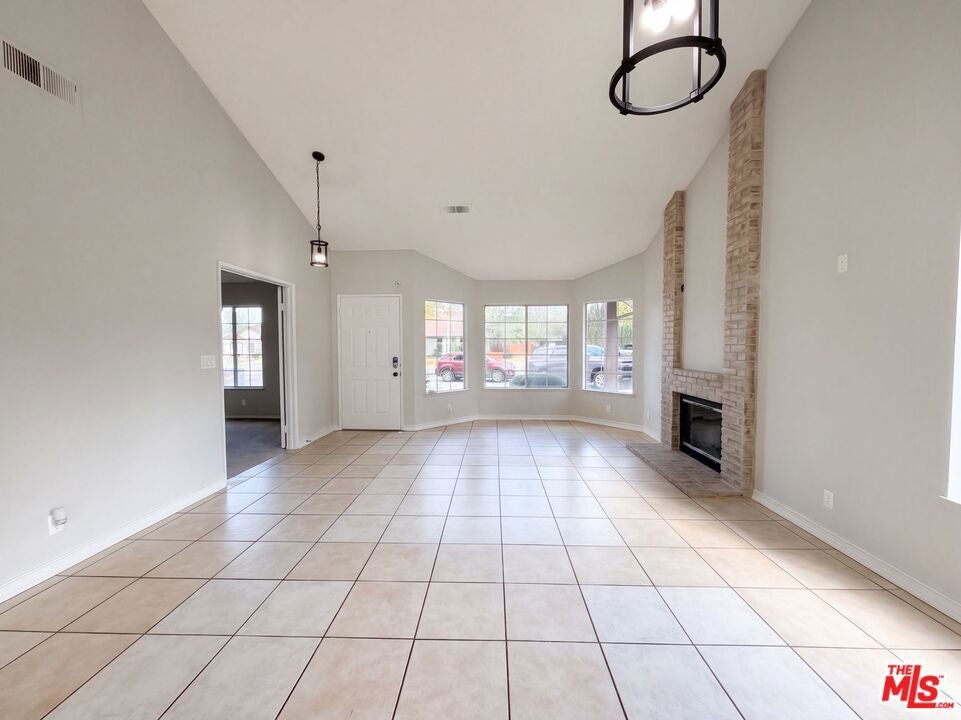545 Spruce Court