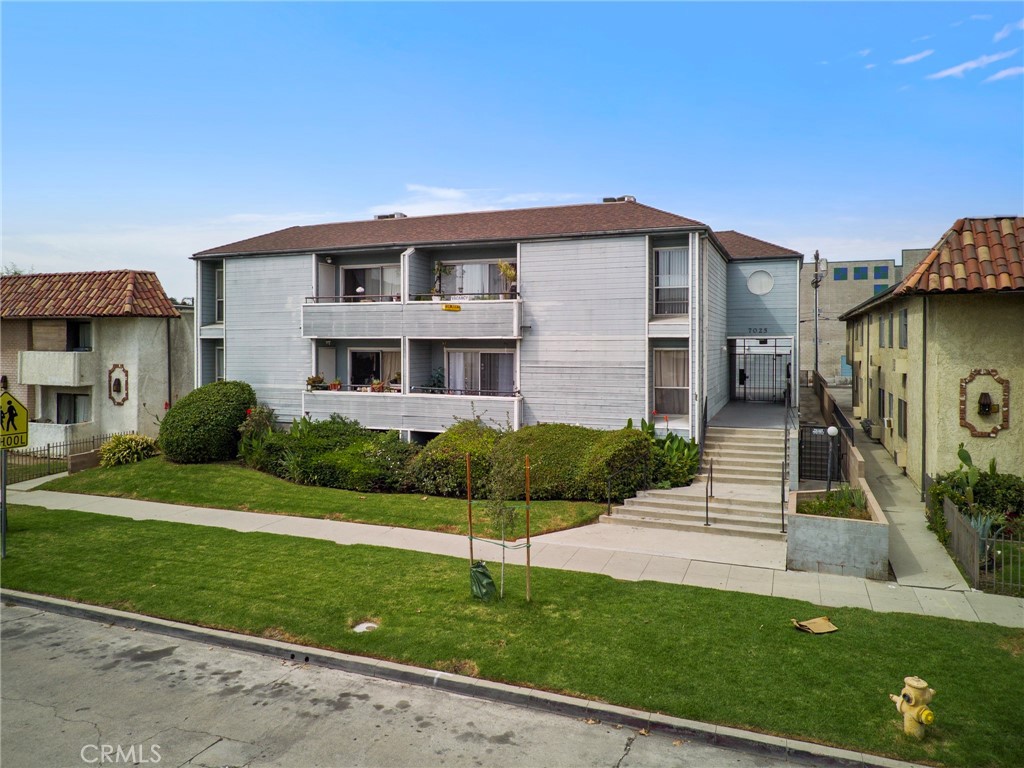 Listing image 1
