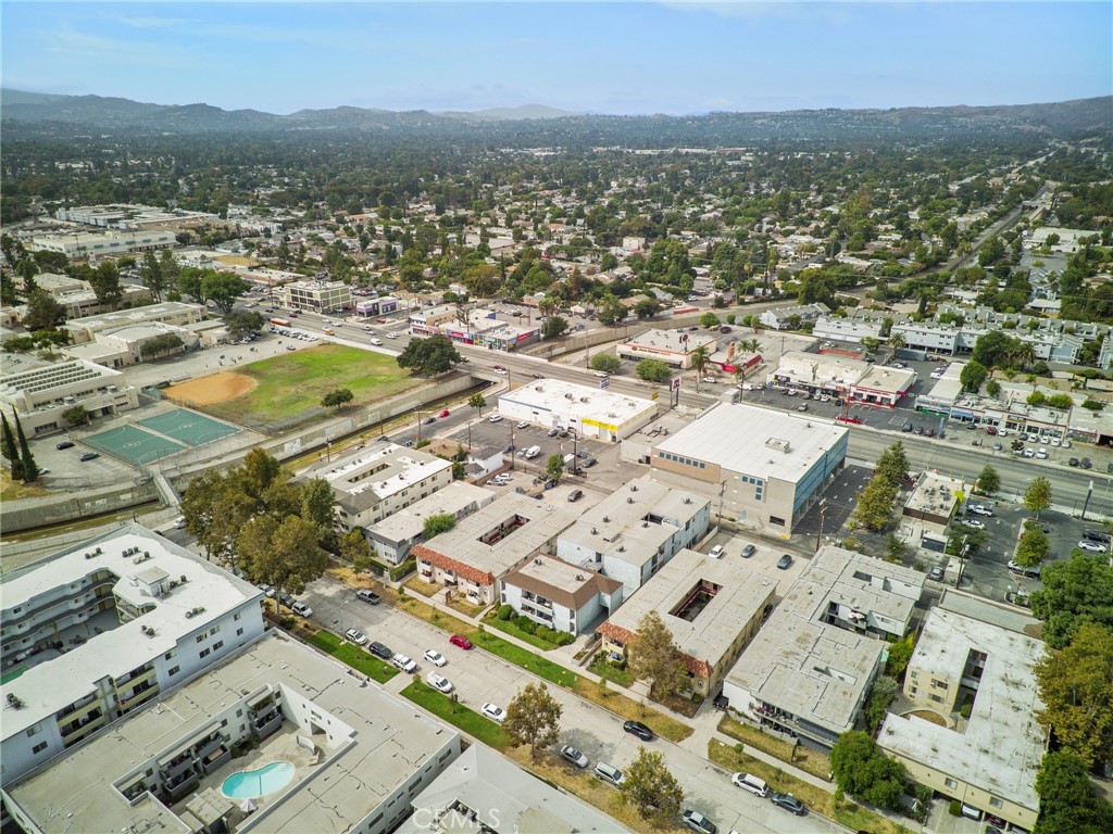 Properties 2 7025 Vassar Avenue