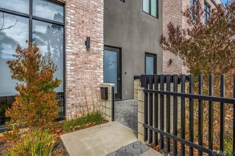 756 W 19th Street Unit B, Costa Mesa, CA 92627 - MLS#: PW26064964
