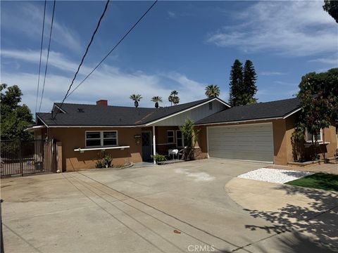 8011 Quartz Avenue Winnetka CA 91306