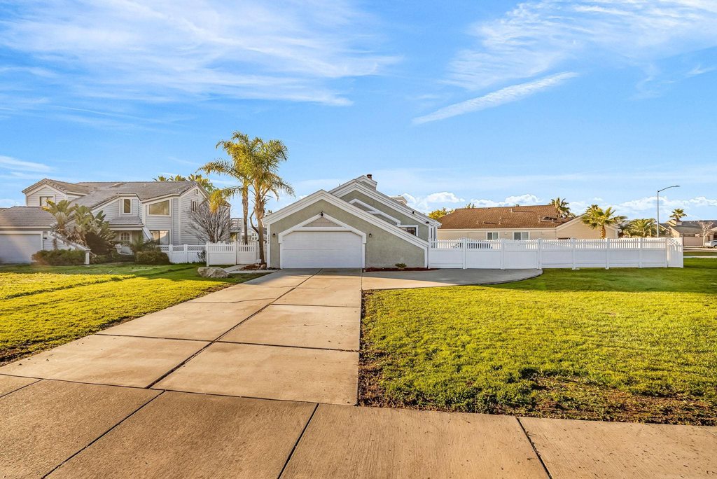 2102 Portside Court