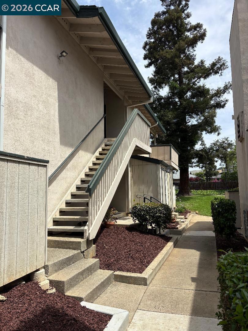 5460 Concord Blvd B7