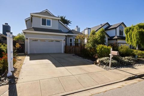 Photo of 420 Valdez Avenue, Half Moon Bay, CA 94019 (MLS # ML82026384) Photo of 420 Valdez Avenue, Half Moon Bay, CA 94019 (MLS # ML82026384)