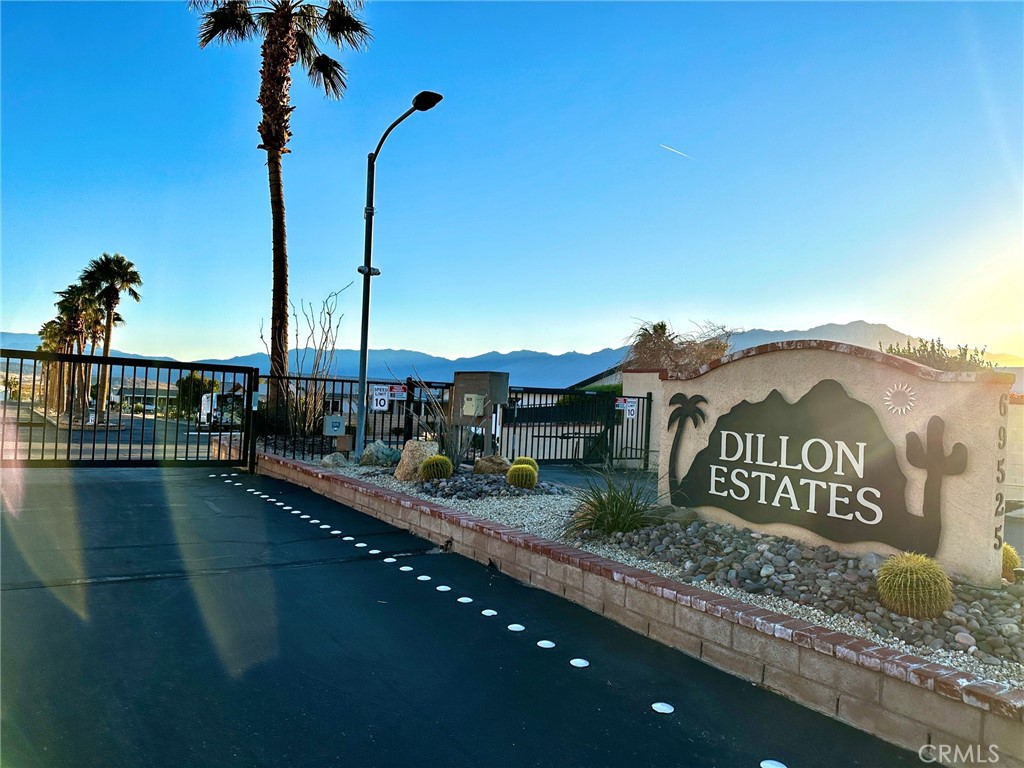 Dillion Estates (60045) - Manufactured In Park